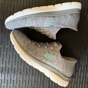 Skechers Slip-ins: Summits - Dazzling Haze sneaker in gray